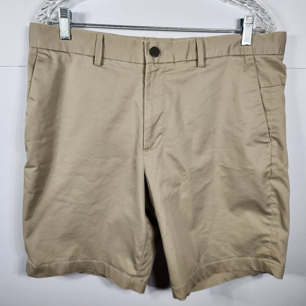 Banana Republic Men's Flat Front Aiden Khaki Short size 34